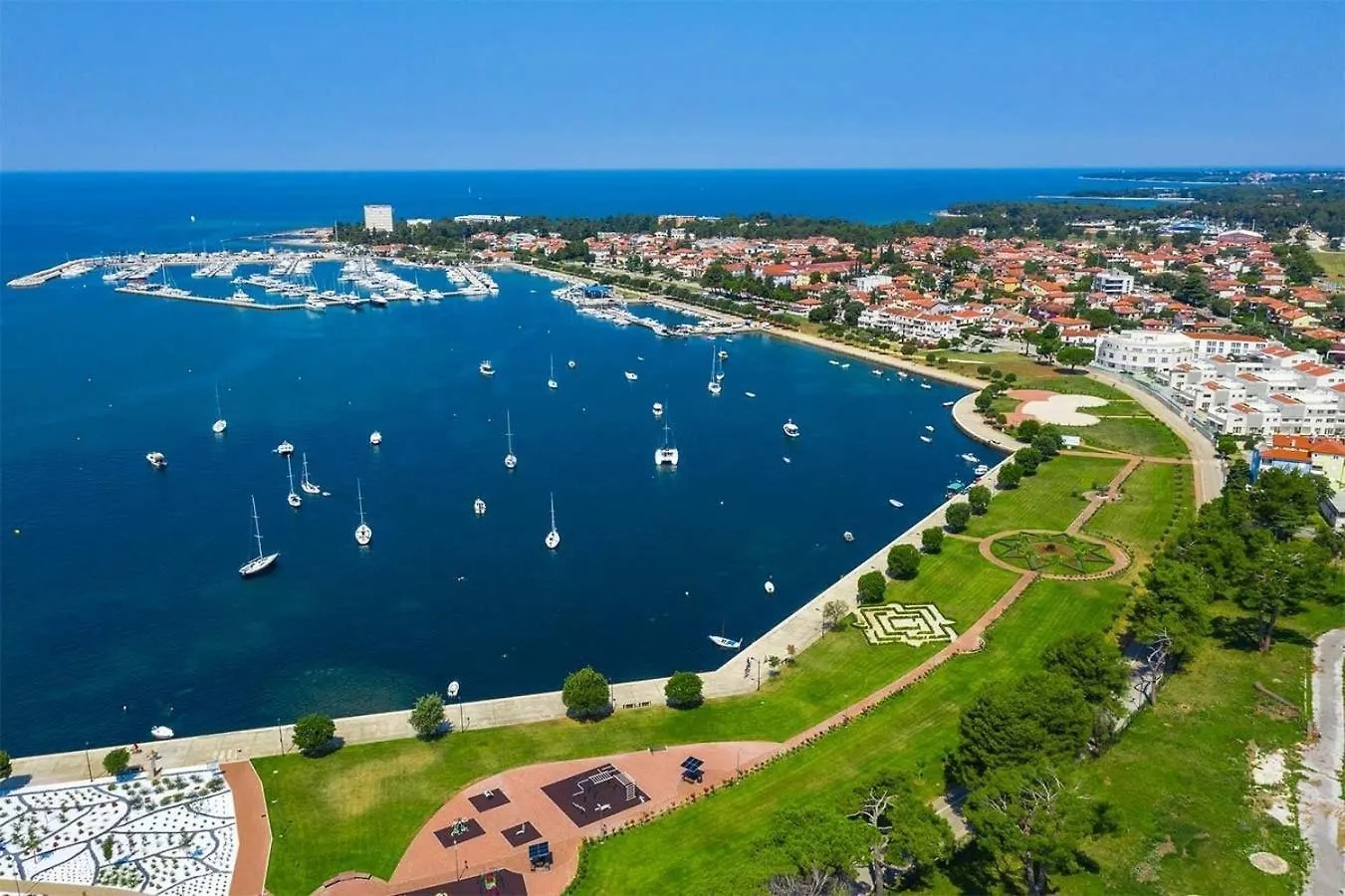 Apartment Garden Palace D414 Umag Croatia